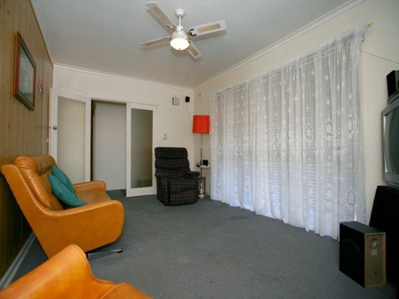 9 Cooper Street, Springvale South VIC 3172