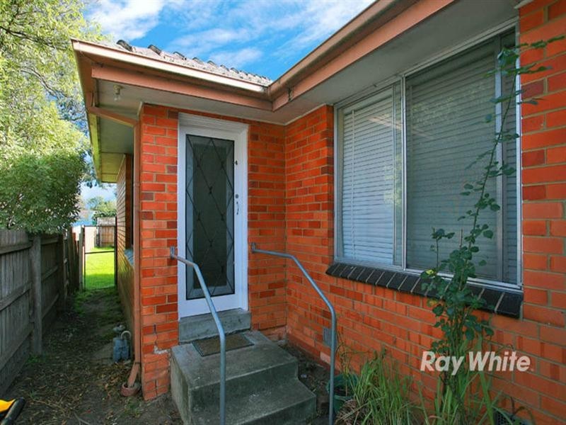 4/12 Kelvinside Road, Noble Park VIC 3174