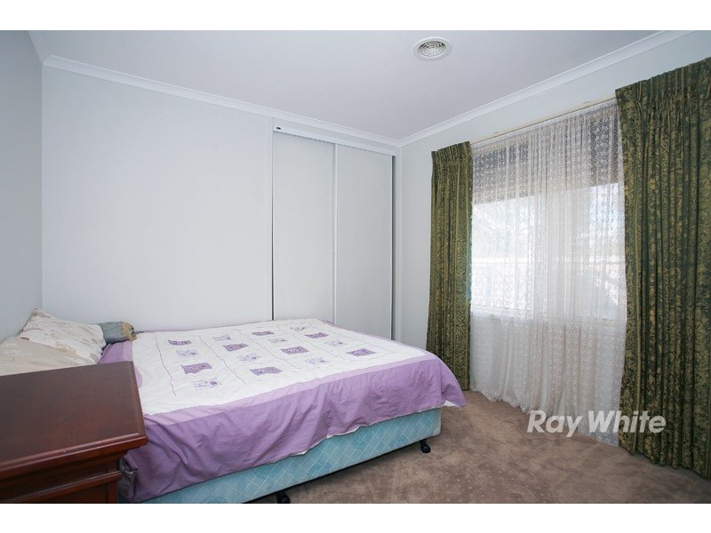 55 Cato Parkway, Lynbrook VIC 3975