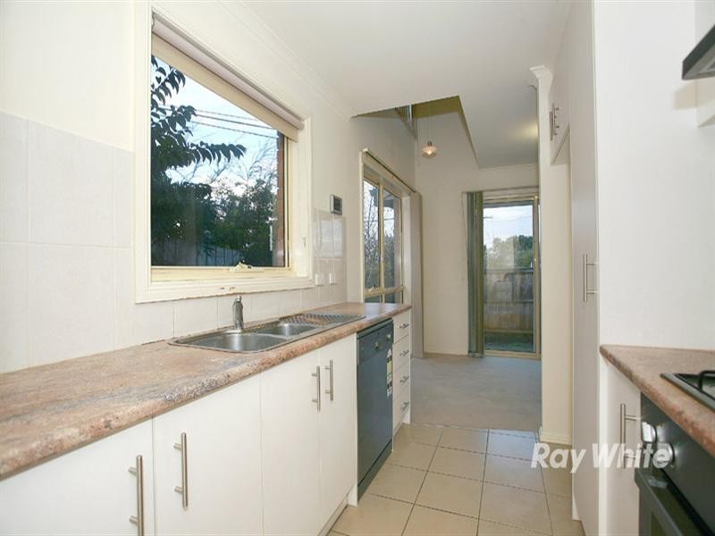 1/18 Liege Avenue, Noble Park VIC 3174