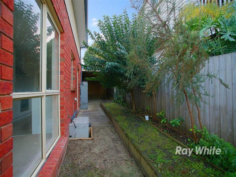 1/18 Liege Avenue, Noble Park VIC 3174
