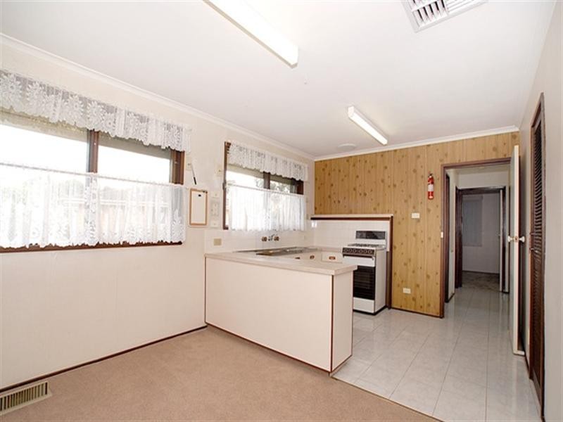 35 Jacksons Road, Noble Park North VIC 3174