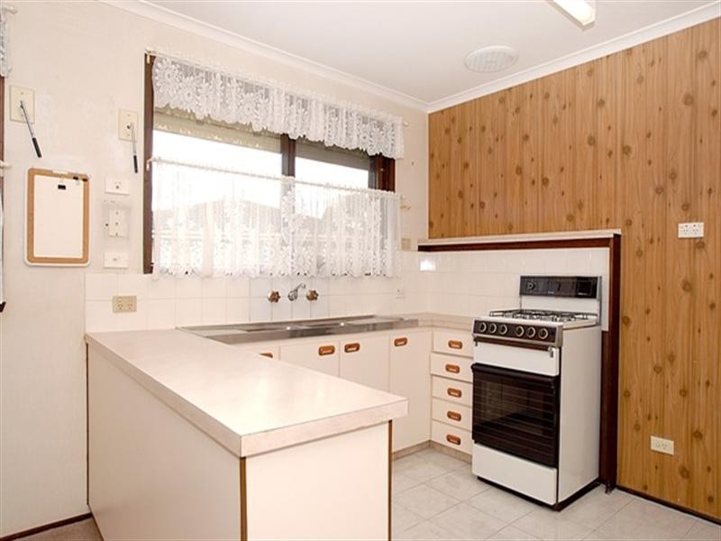 35 Jacksons Road, Noble Park North VIC 3174