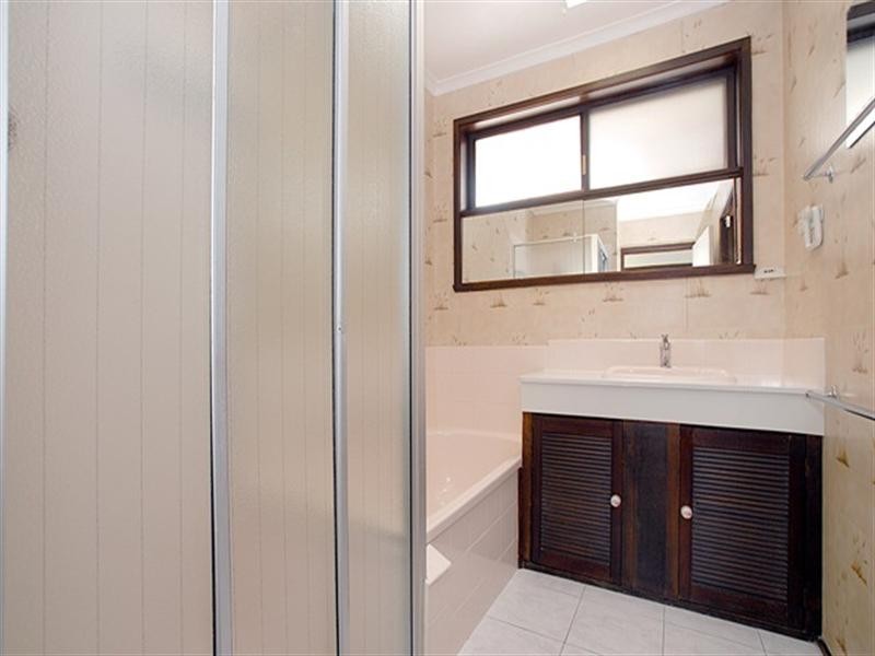 35 Jacksons Road, Noble Park North VIC 3174