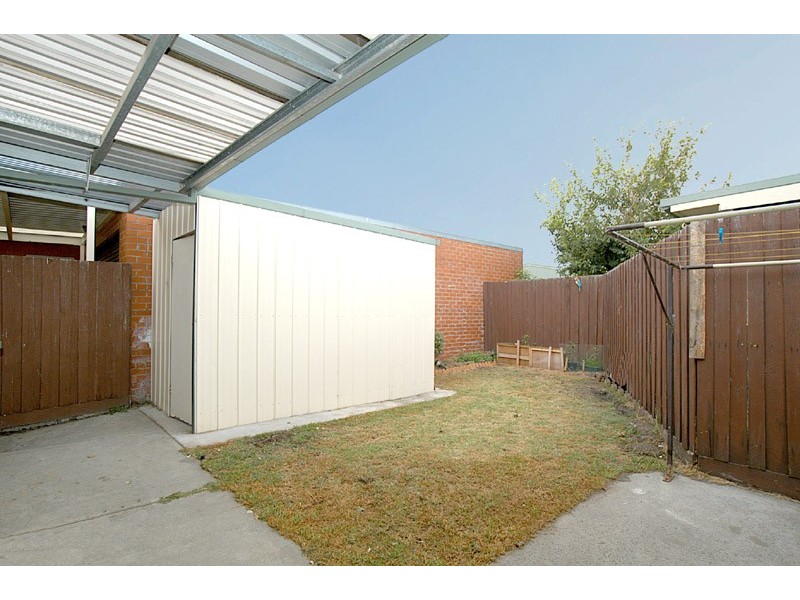 1/11 Nicole Avenue, Springvale South VIC 3172