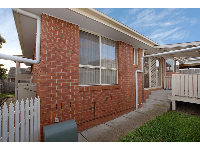 2/18 Joffre Street, Noble Park VIC 3174