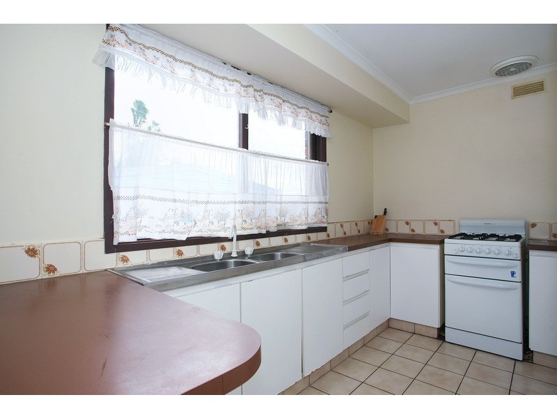 37 Pound Road, Hampton Park VIC 3976