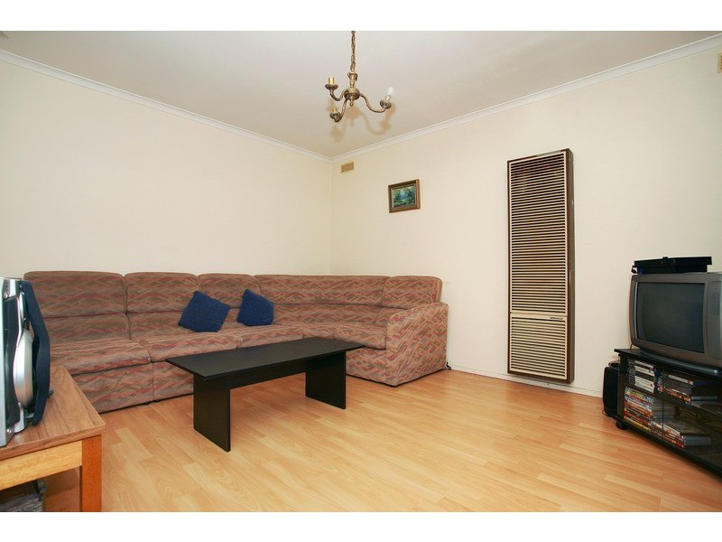 37 Pound Road, Hampton Park VIC 3976