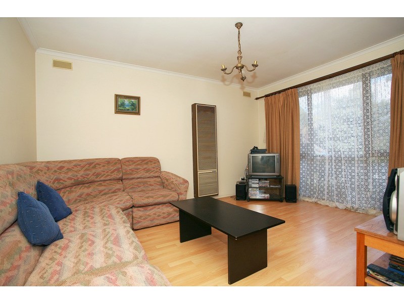 37 Pound Road, Hampton Park VIC 3976