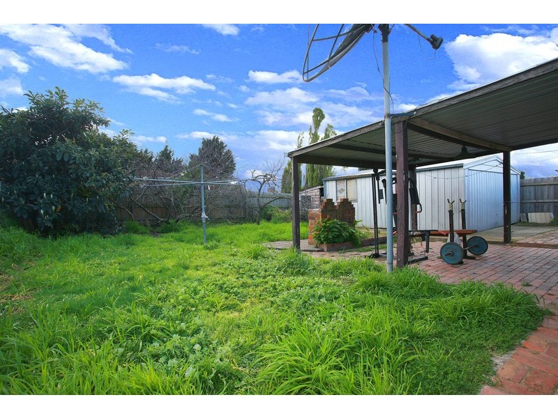 37 Pound Road, Hampton Park VIC 3976