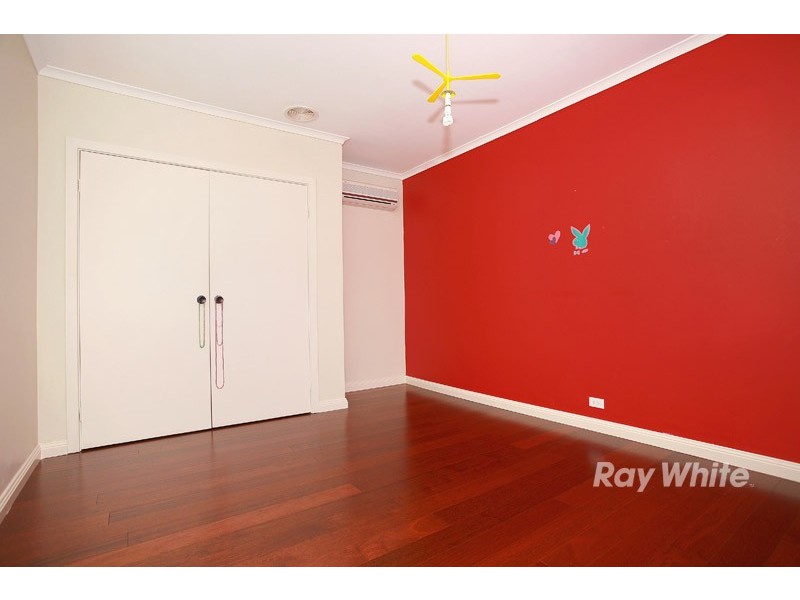 13 Gray Close, Endeavour Hills VIC 3802