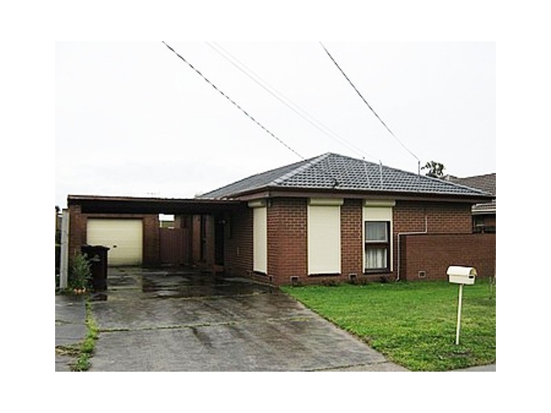 11 Somerset Drive, Keysborough VIC 3173