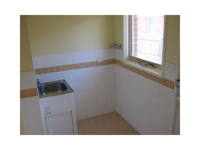 11 Somerset Drive, Keysborough VIC 3173