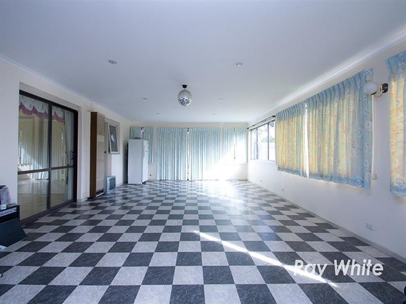 12 Rosewall Place, Clarinda VIC 3169