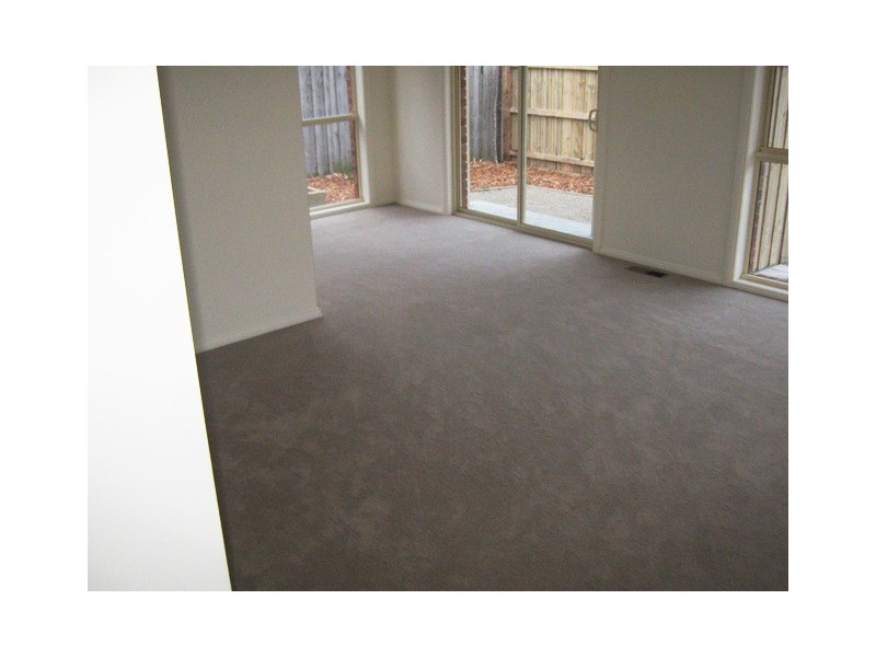 1/18 Liege Avenue, Noble Park VIC 3174