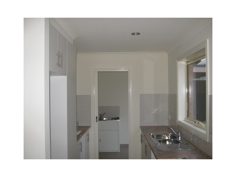 1/18 Liege Avenue, Noble Park VIC 3174