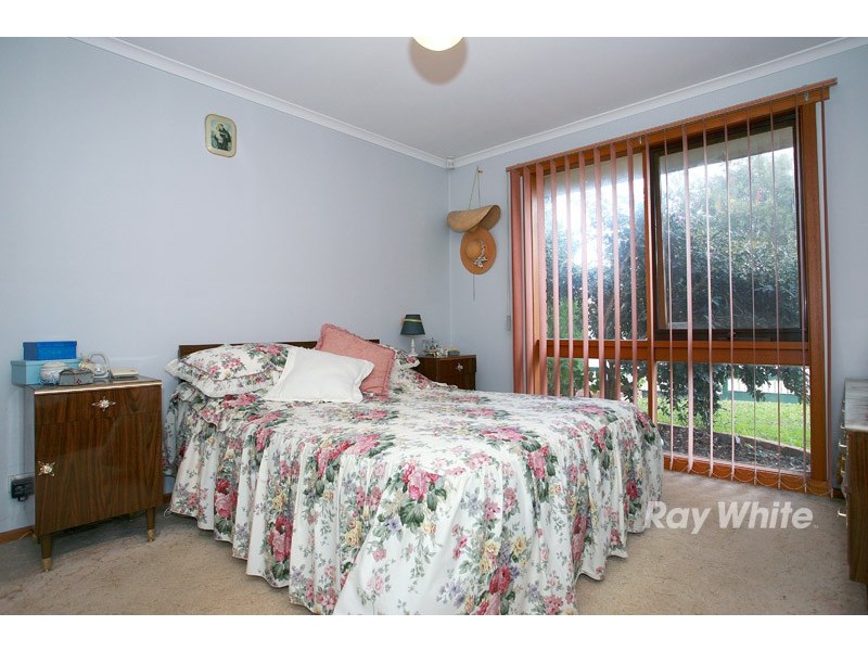3 Topaz Way, Hampton Park VIC 3976