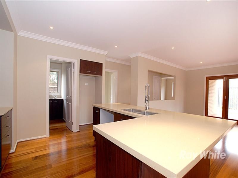 64 Hidden Grove Boulevard, Keysborough VIC 3173