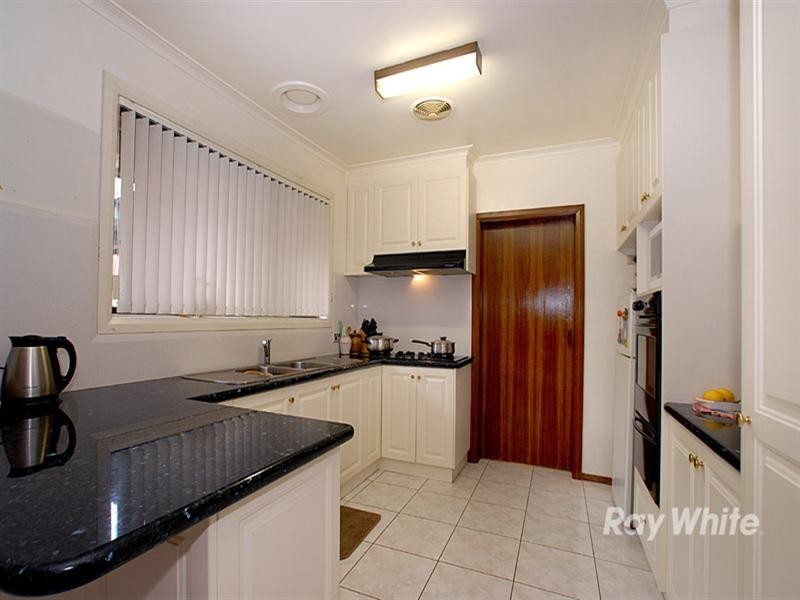 32 Lawrence Crescent, Noble Park VIC 3174