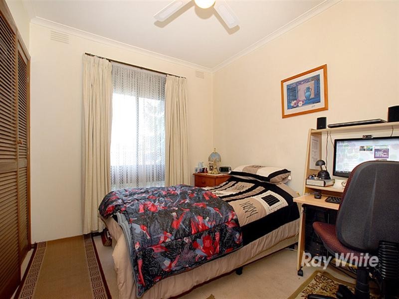 32 Lawrence Crescent, Noble Park VIC 3174