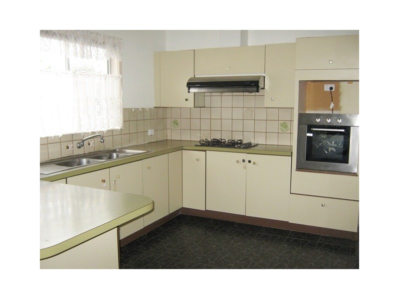 13 Simpson Street, Noble Park VIC 3174