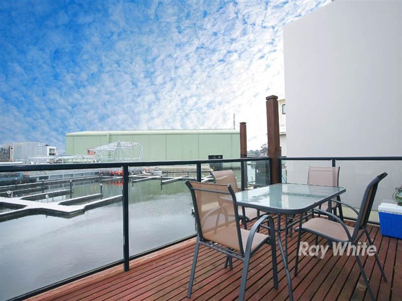 16/117 McLeod Road, Patterson Lakes VIC 3197