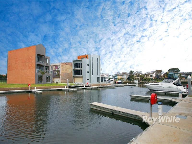 16/117 McLeod Road, Patterson Lakes VIC 3197