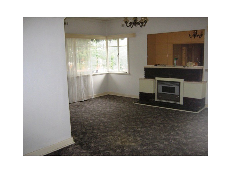 31 Jones Road, Dandenong VIC 3175