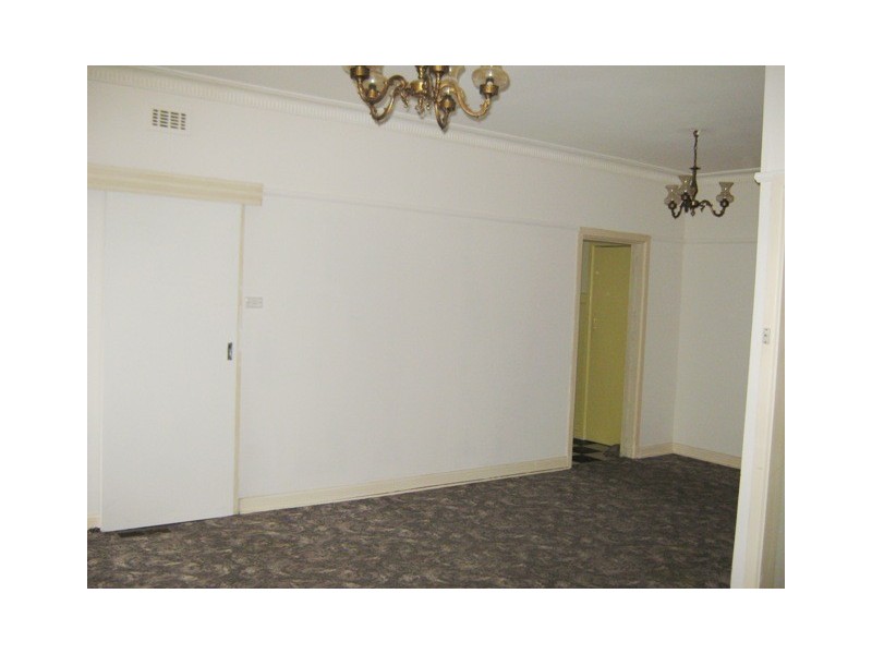 31 Jones Road, Dandenong VIC 3175