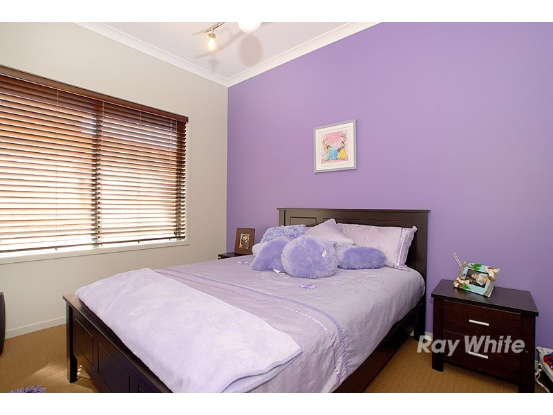 6 Golden Ash Close, Lyndhurst VIC 3975