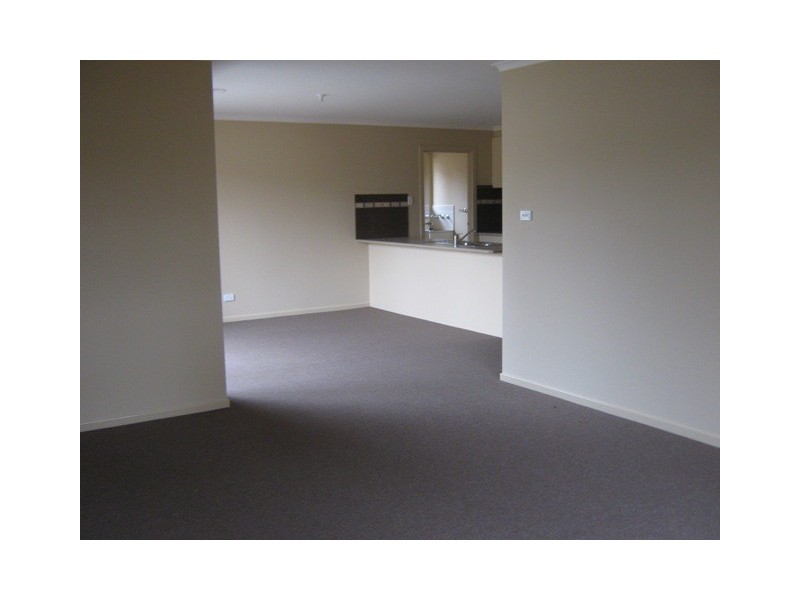 2/6 French Street, Noble Park VIC 3174