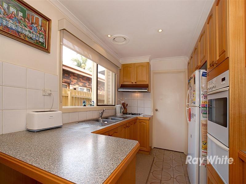 2 Kogarah Court, Keysborough VIC 3173