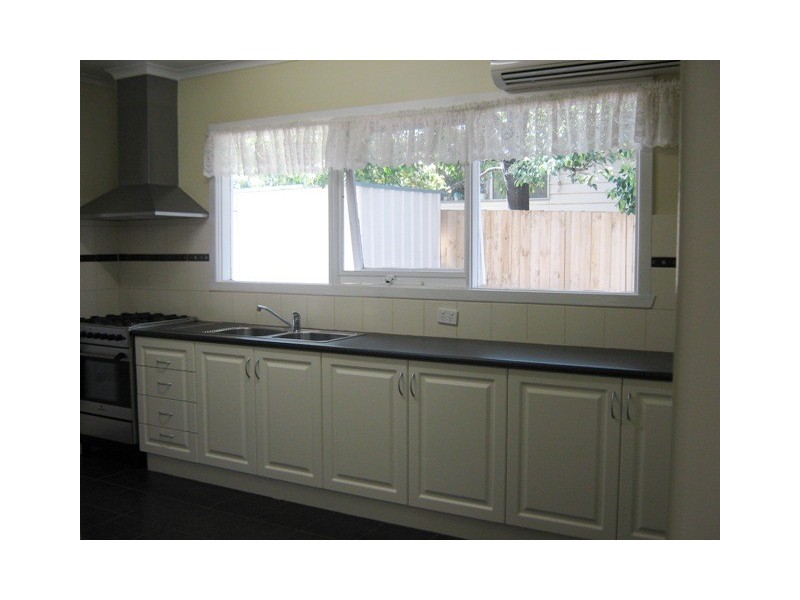 1/5 Cyrene Street, Noble Park VIC 3174