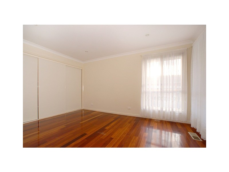 2/18 Joffre Street, Noble Park VIC 3174