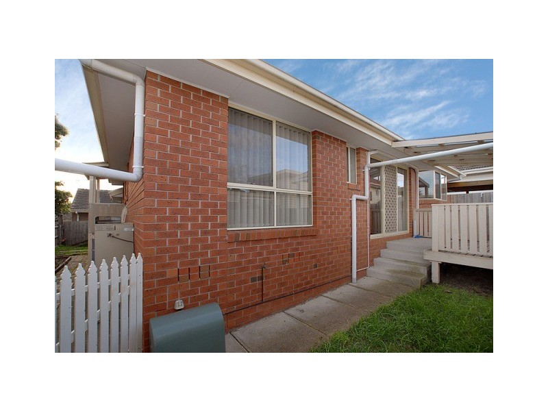 2/18 Joffre Street, Noble Park VIC 3174