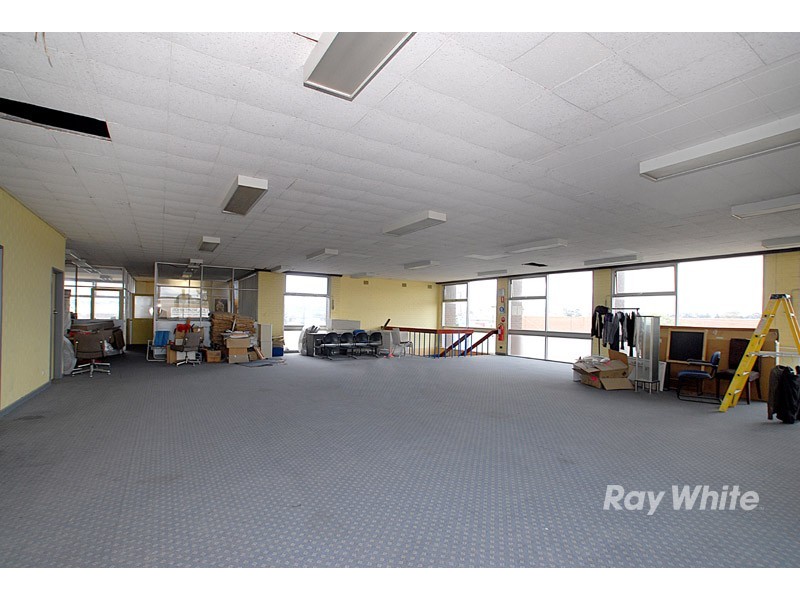 18-20 Dandenong Street, Dandenong VIC 3175