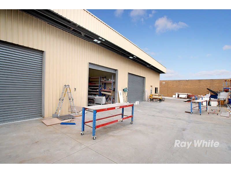 18-20 Dandenong Street, Dandenong VIC 3175