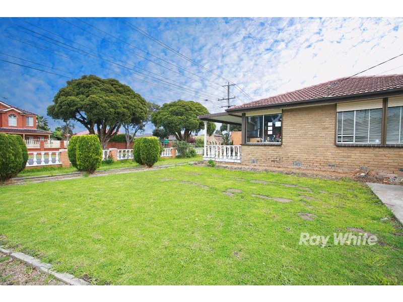 2 Alderney Road, Springvale South VIC 3172
