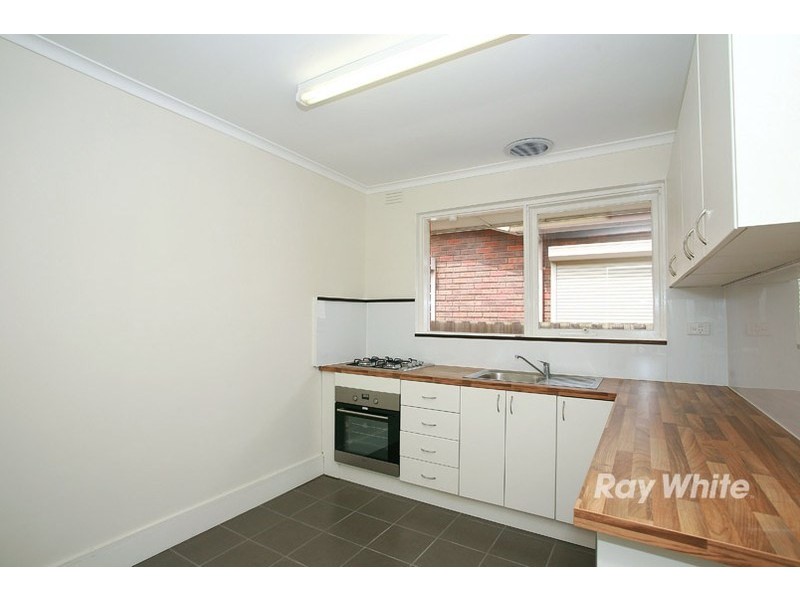 2/61 Lawn Road, Noble Park VIC 3174