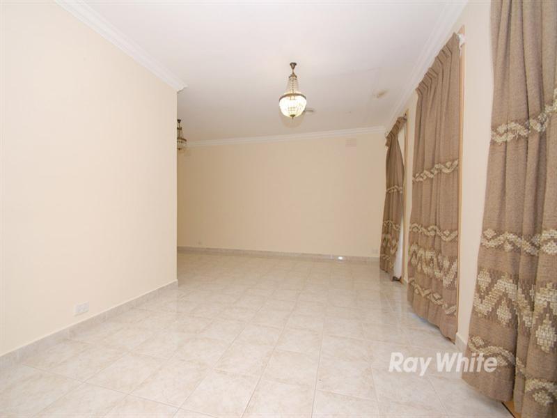 21 Timberglade Drive, Noble Park North VIC 3174