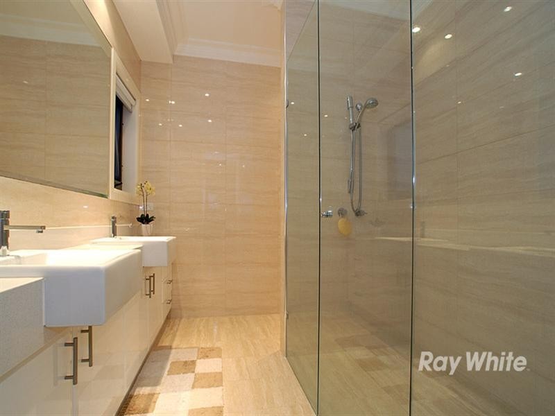 20 The Water Course, Keysborough VIC 3173