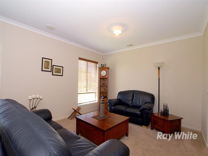 38-40 Albert Park Way, Keysborough VIC 3173