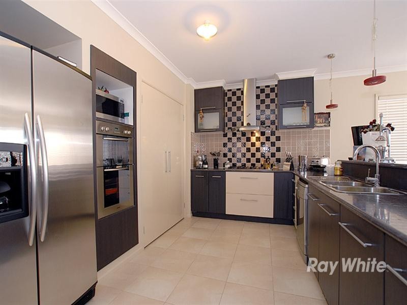 38-40 Albert Park Way, Keysborough VIC 3173