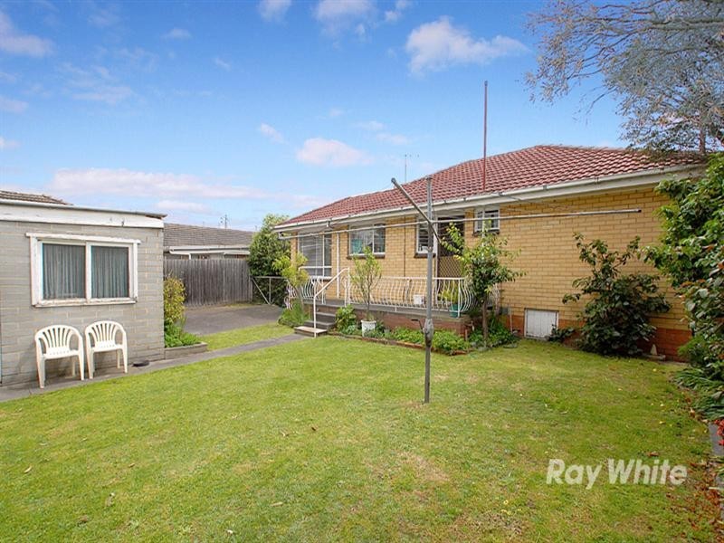 4 Duncan Court, Noble Park VIC 3174