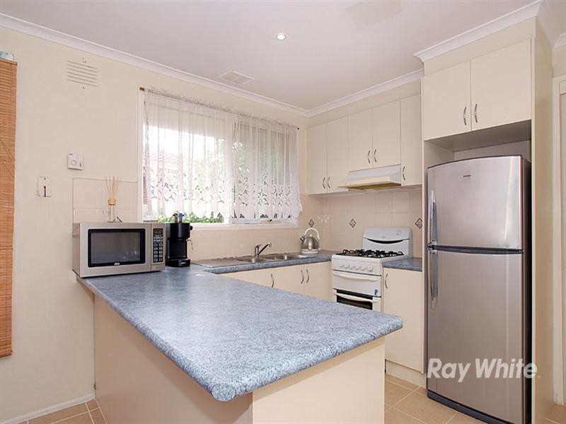 13 Springvalley Crescent, Keysborough VIC 3173