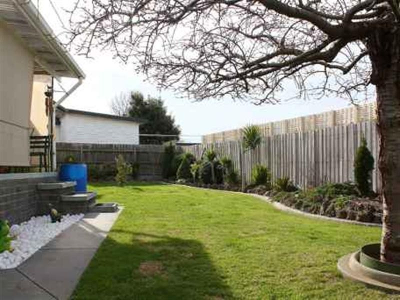 18 Jonathan Court, Noble Park VIC 3174