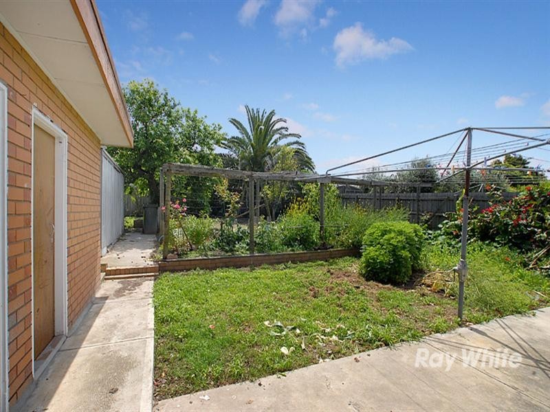37 Wareham Street, Springvale VIC 3171