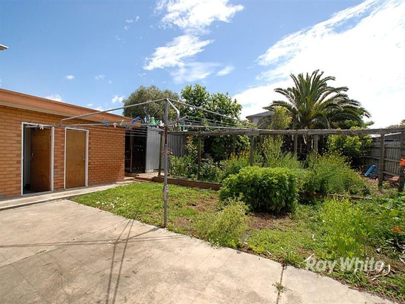 37 Wareham Street, Springvale VIC 3171