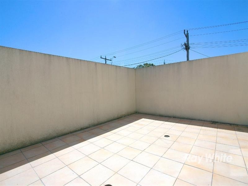 1-2/49 Morton Street, Clayton VIC 3168