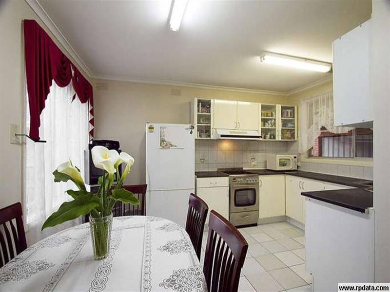 8 Jillian Street, Dandenong North VIC 3175